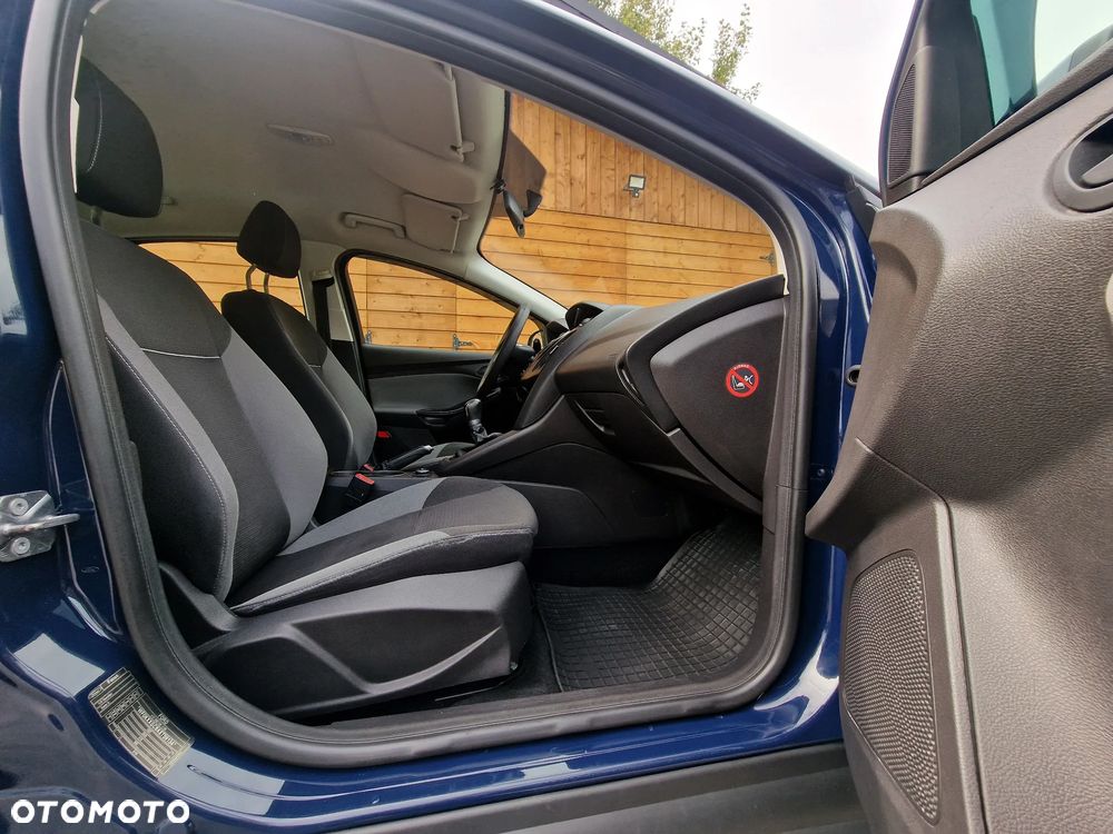 Ford Focus 1.6 Gold X - 10