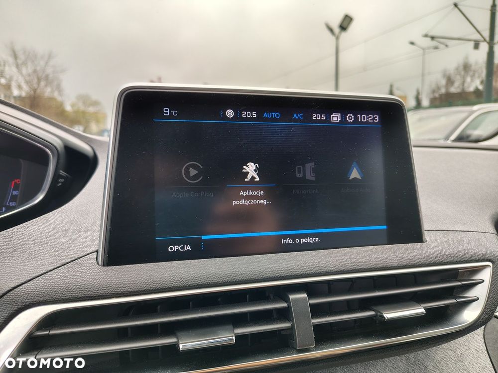 Peugeot 3008 1.2 PureTech GPF Allure S&S - 23