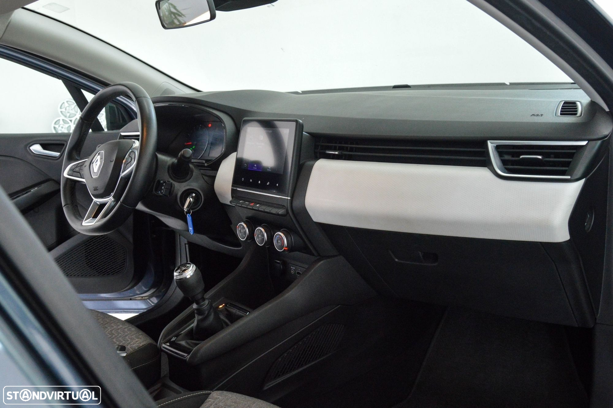Renault Clio 1.0 TCe Evolution - 9