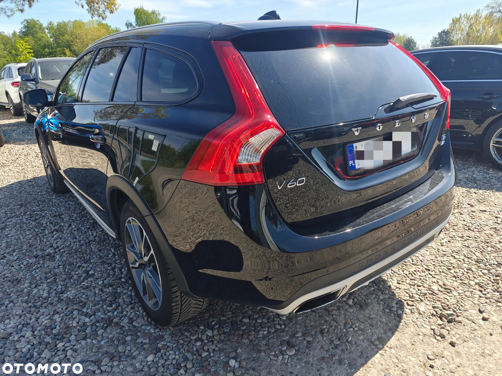 Volvo V60 Cross Country T5 AWD Summum - 4