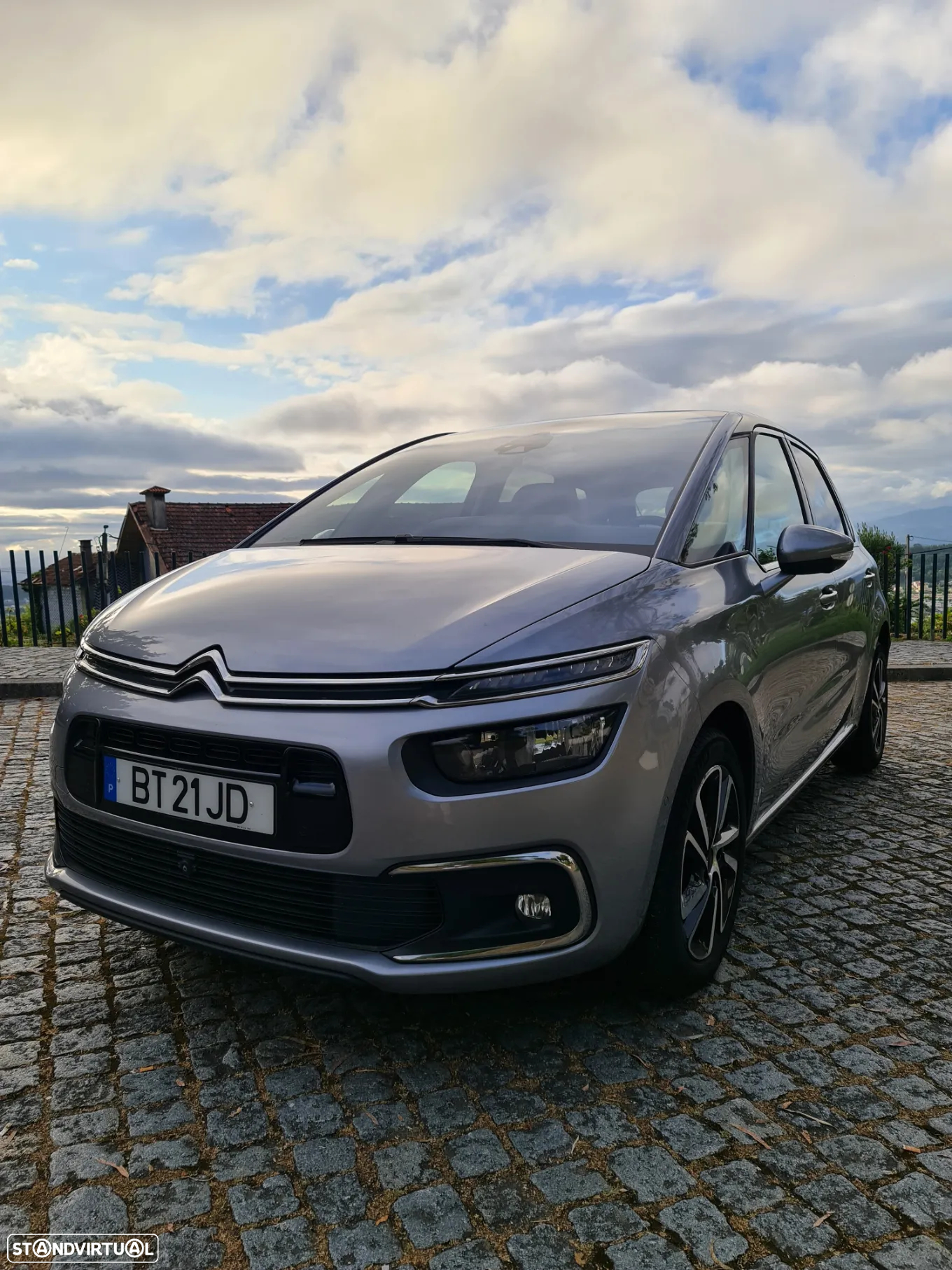 Citroën C4 Spacetourer 1.2 PureTech Feel EAT8 - 2
