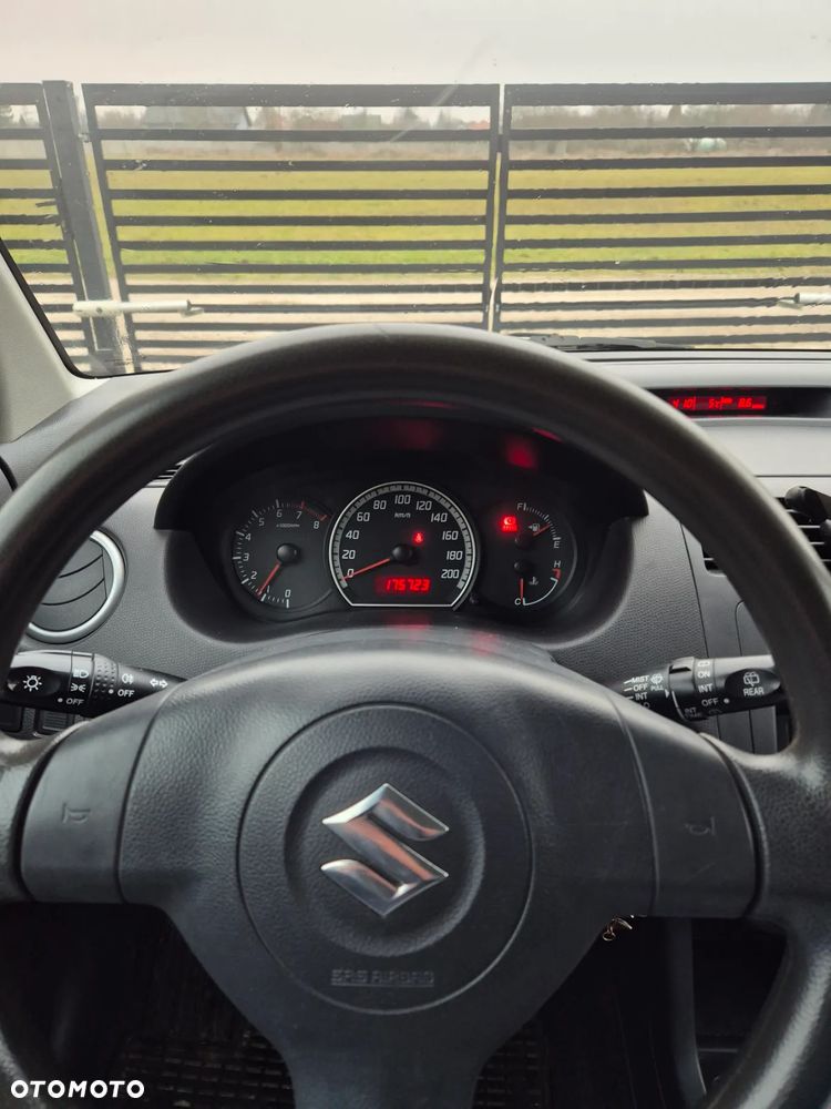 Suzuki Swift 1.3 GLX / Comfort - 7