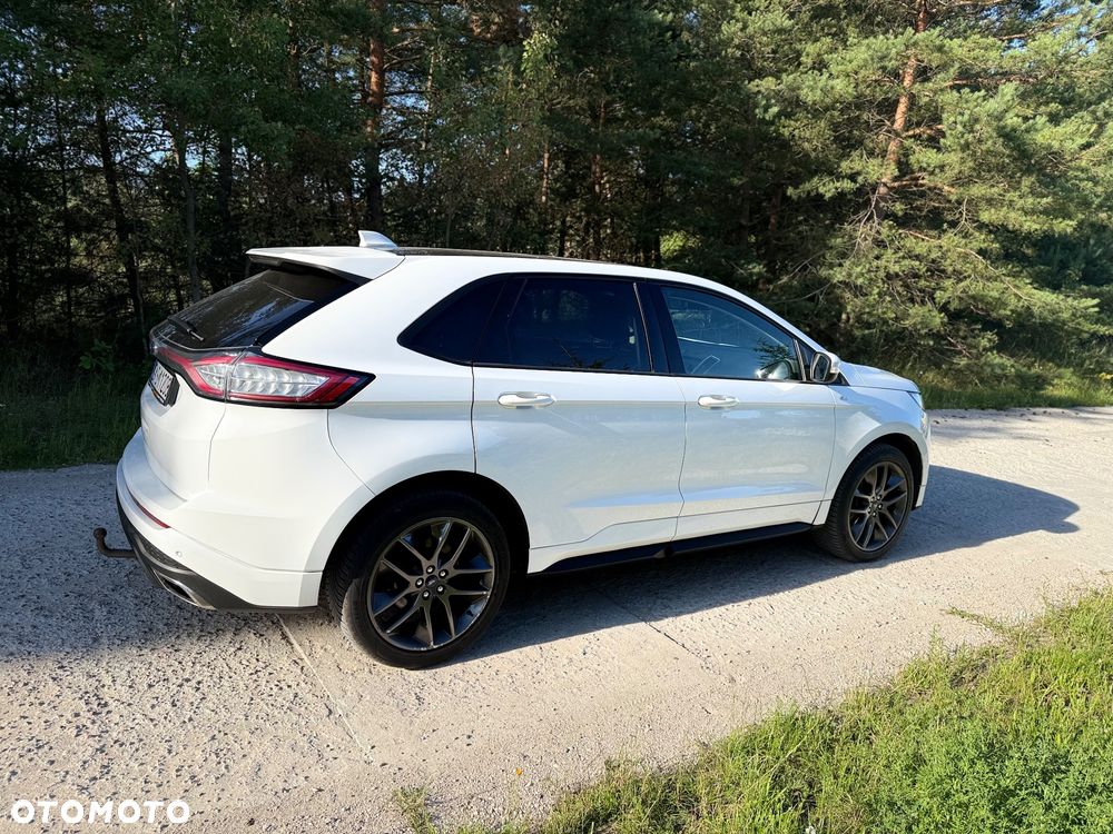 Ford Edge 2.0 TDCi Bi-Turbo 4x4 ST-LINE - 3
