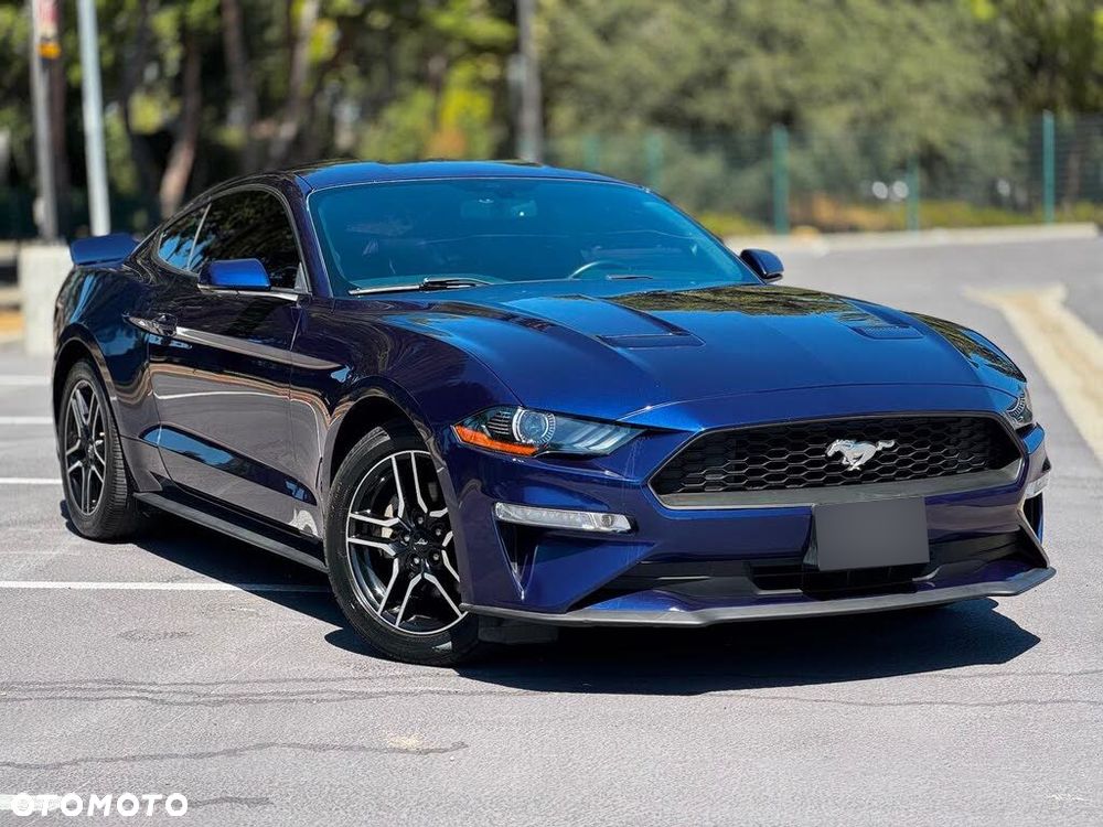 Ford Mustang - 10