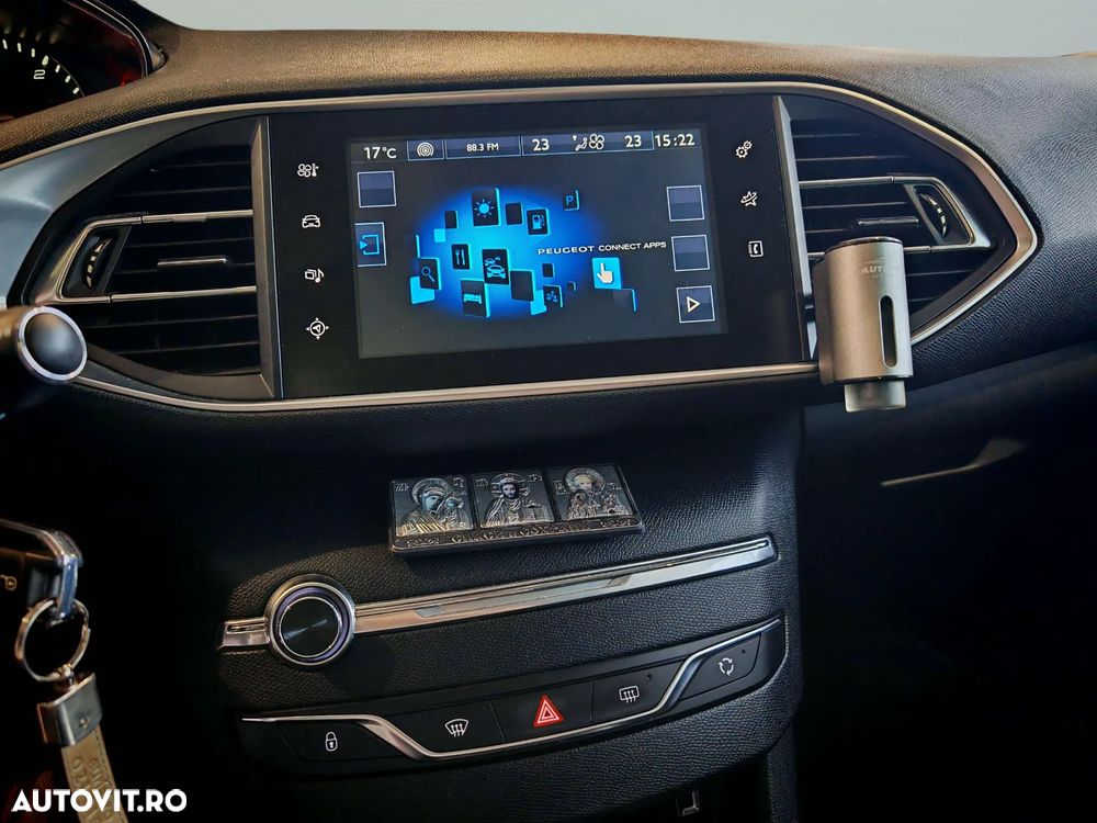 Peugeot 308 BlueHDi FAP 120 Stop&Start Active - 26