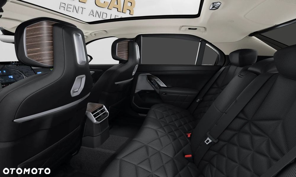 BMW Seria 7 - 30