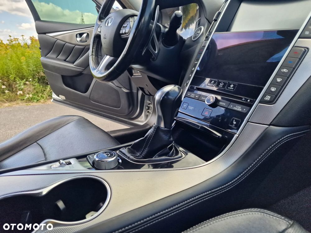 Infiniti Q50 - 18