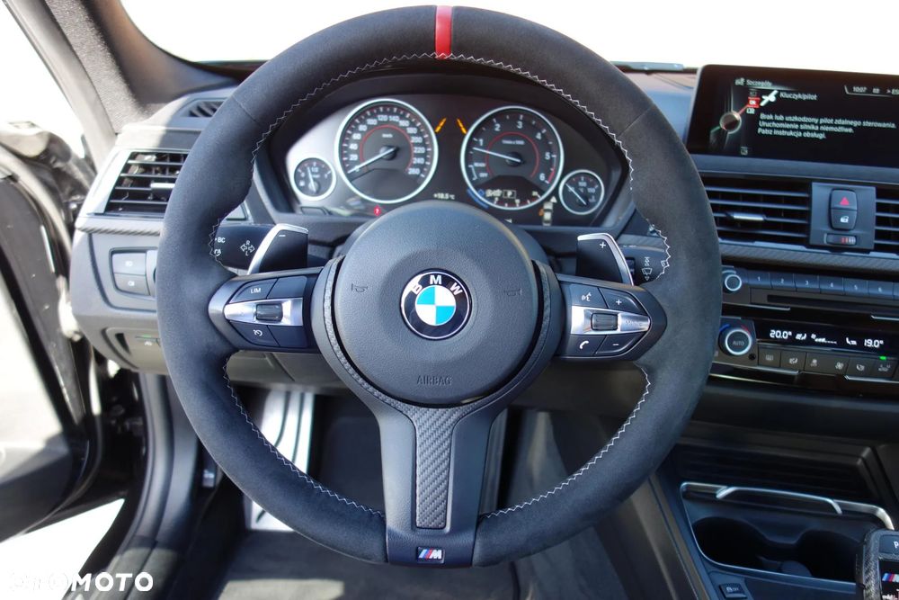 BMW Seria 3 330d xDrive M Sport EU6 - 24