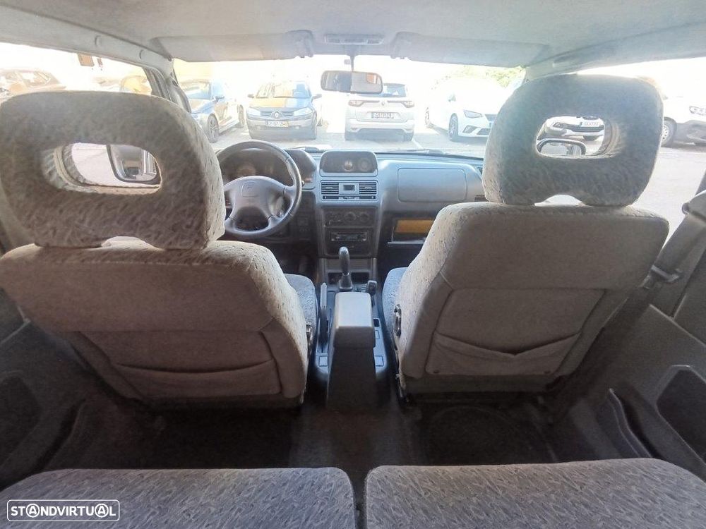 Mitsubishi Pajero 2.8 TD GLS - 19