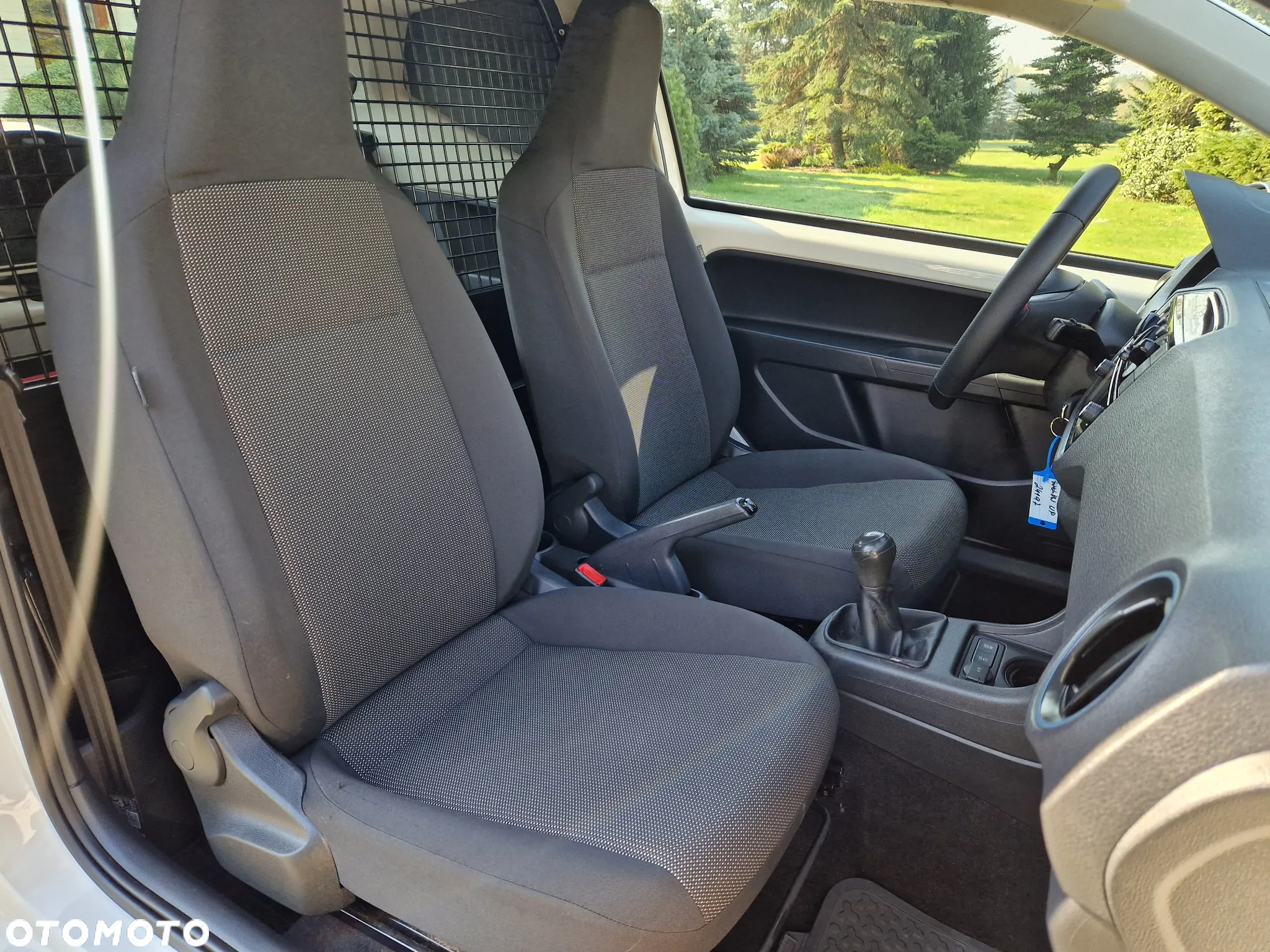 Volkswagen up! (BlueMotion Technology) sound - 14