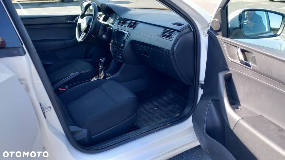 Skoda RAPID 1.2 TSI Ambition - 25