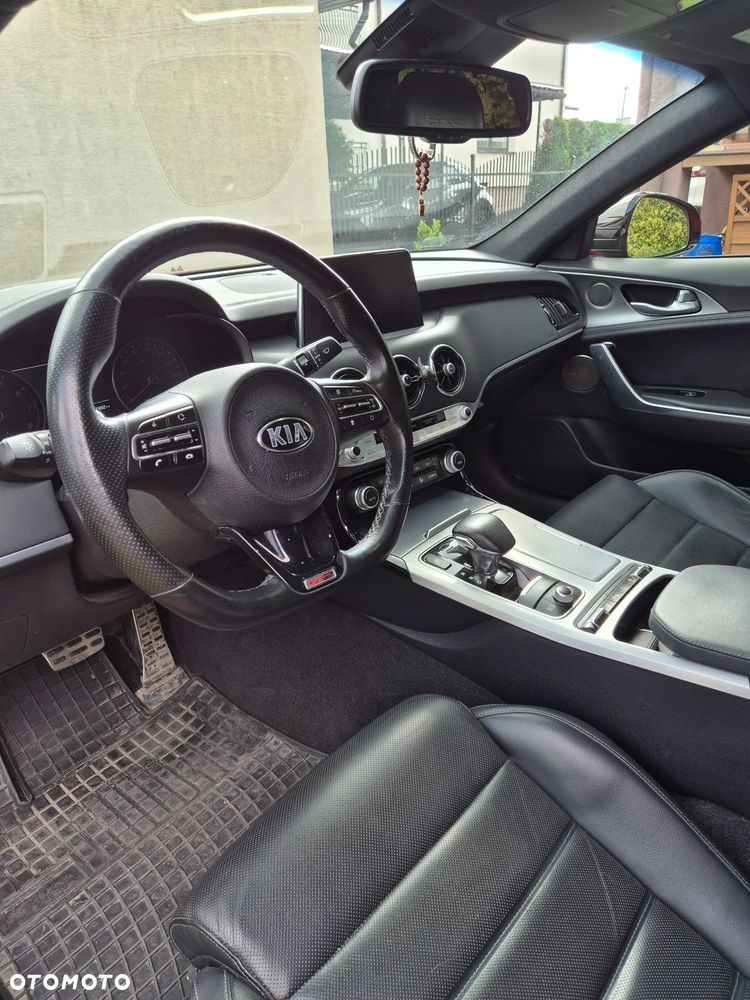 Kia Stinger 2.0 T-GDI GT Line - 14