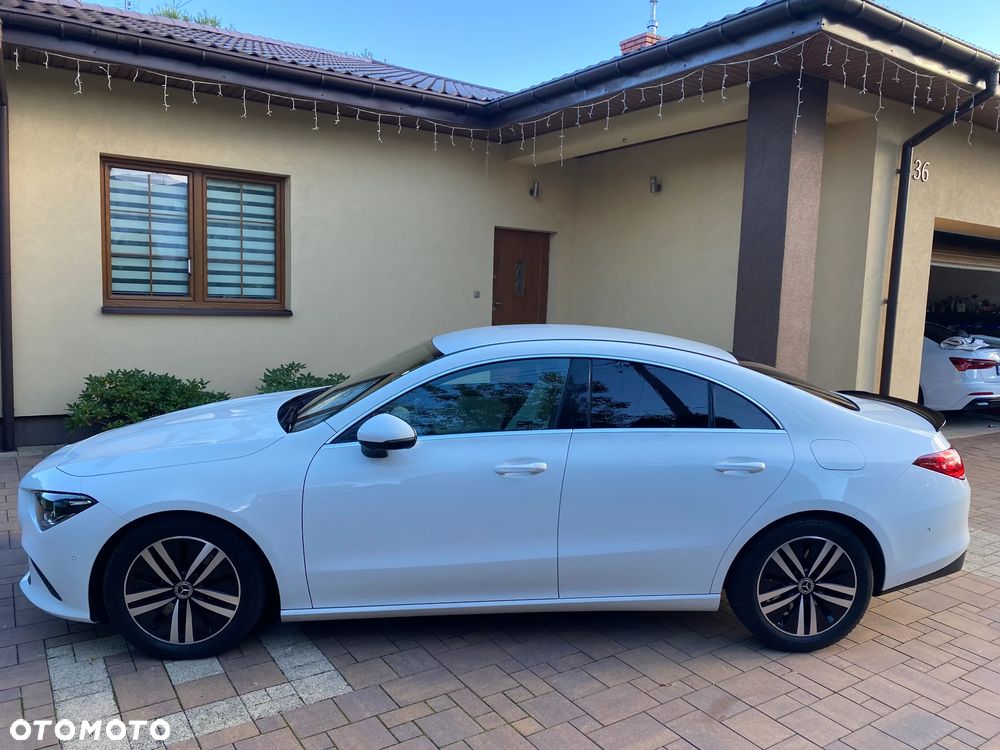 Mercedes-Benz CLA 250 4-Matic 7G-DCT - 2