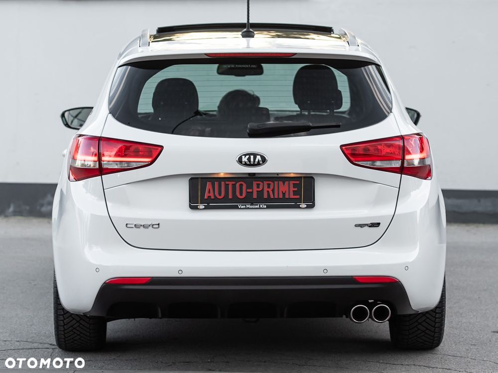 Kia Ceed 1.6 CRDi 136 ISG GT Line - 11