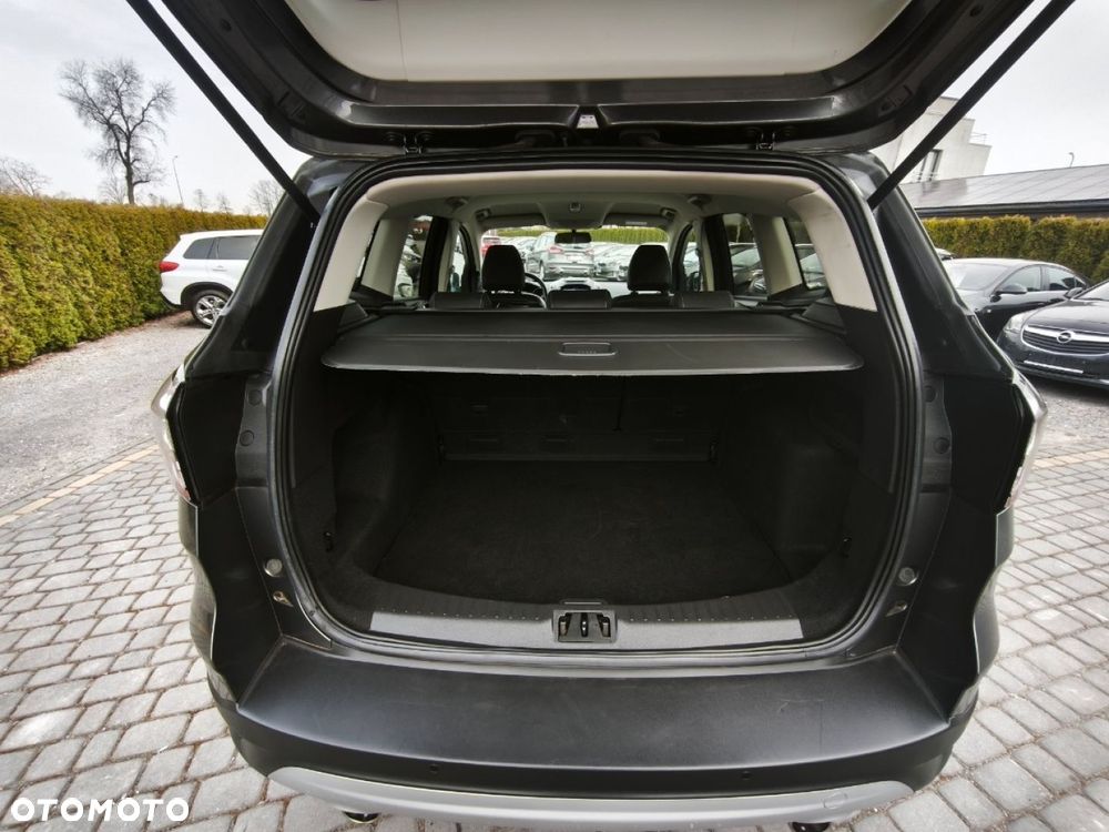 Ford Kuga - 18