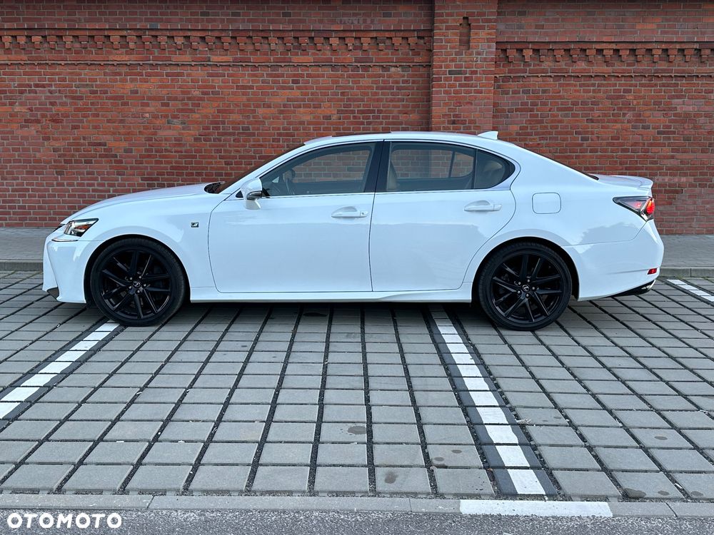 Lexus GS - 21