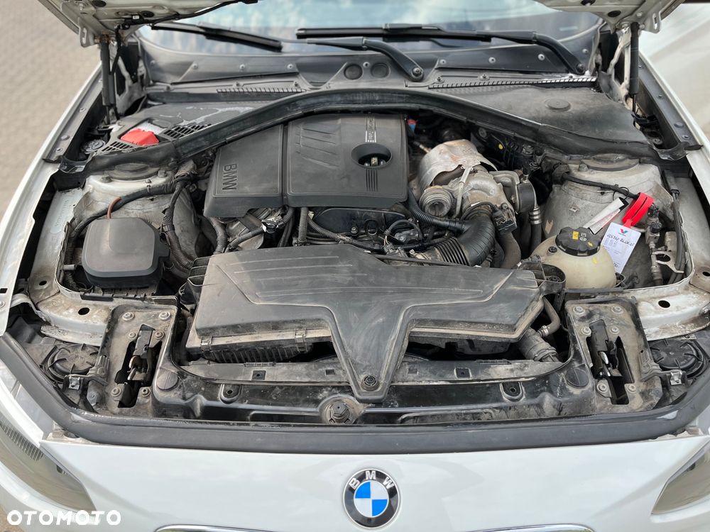 BMW Seria 1 114i - 10