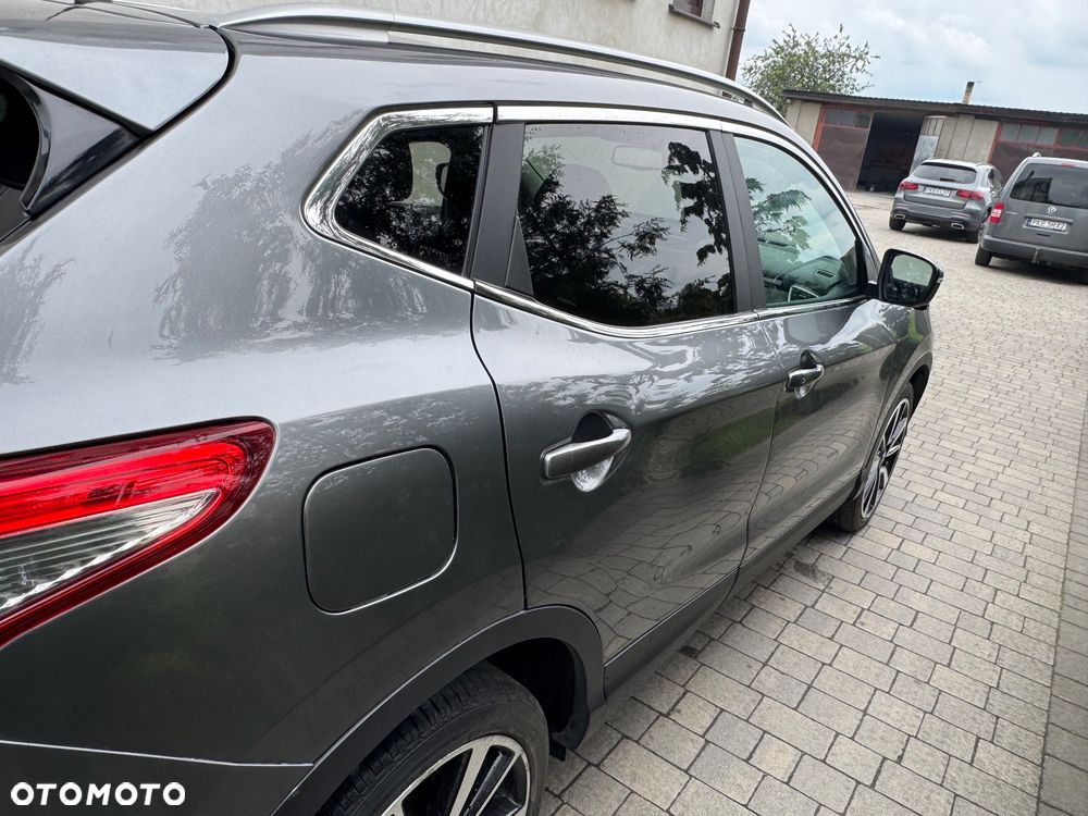 Nissan Qashqai 1.6 DCi N-Connecta Xtronic - 9