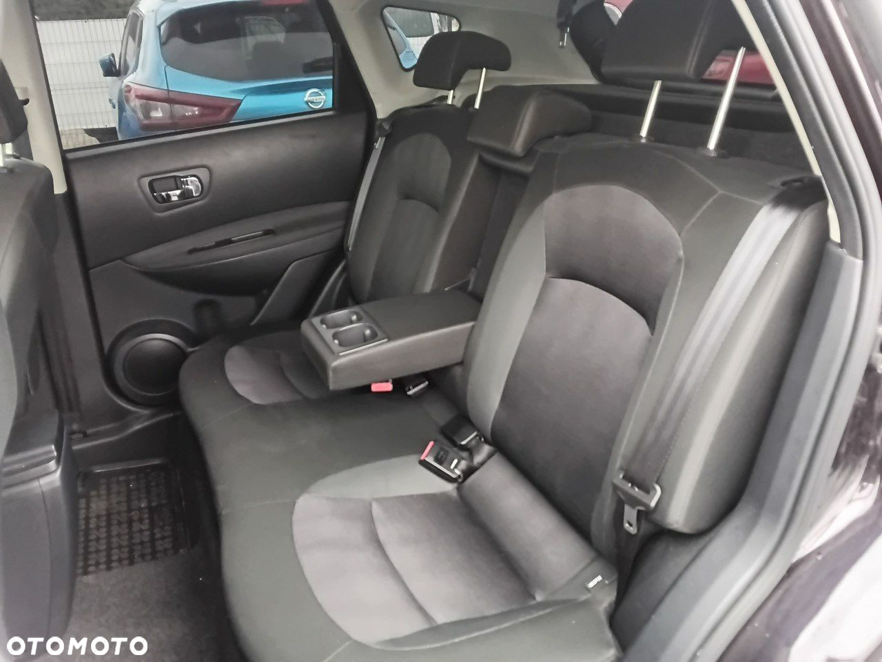 Nissan Qashqai - 12