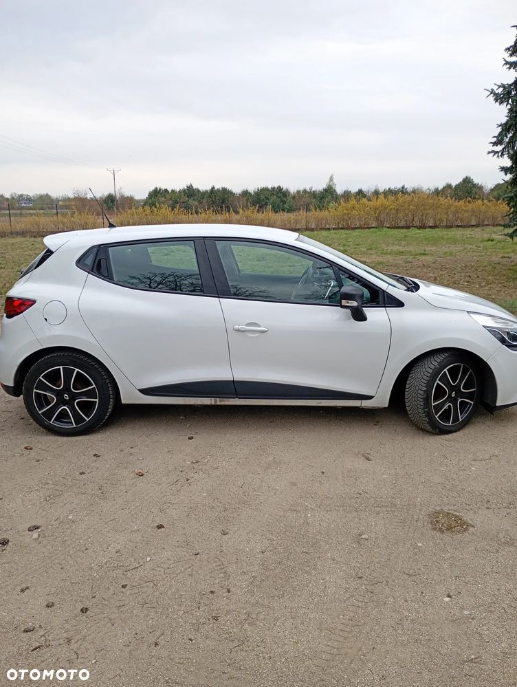 Renault Clio 1.5 dCi Dynamique - 8