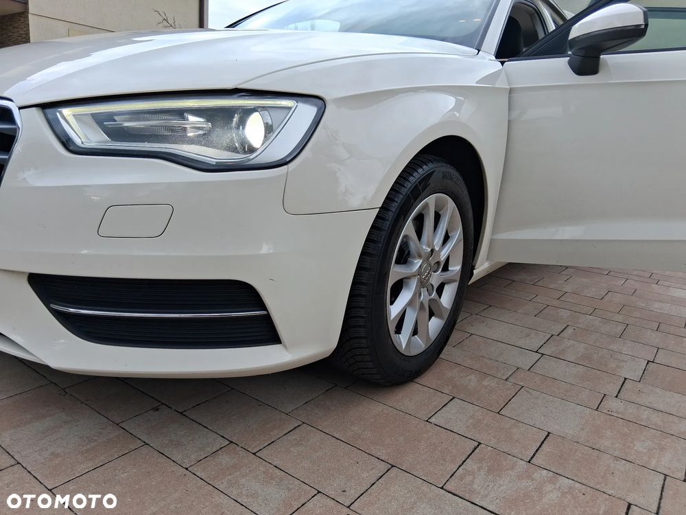 Audi A3 Sportback 1.4 TFSI Attraction - 22
