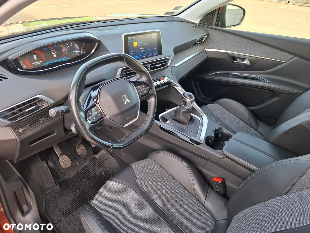 Peugeot 3008 1.5 BlueHDi Allure S&S - 16