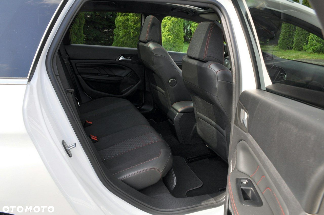 Peugeot 308 - 21