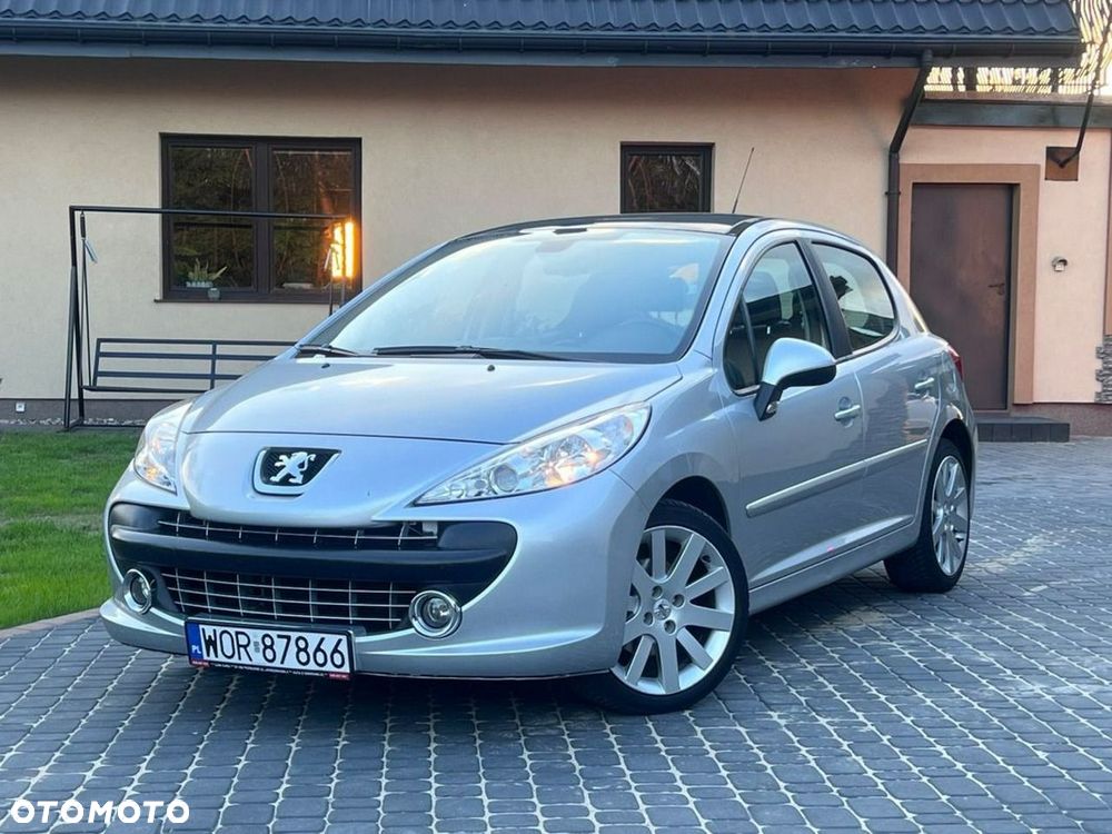 Peugeot 207 1.6 THP Platinum - 30
