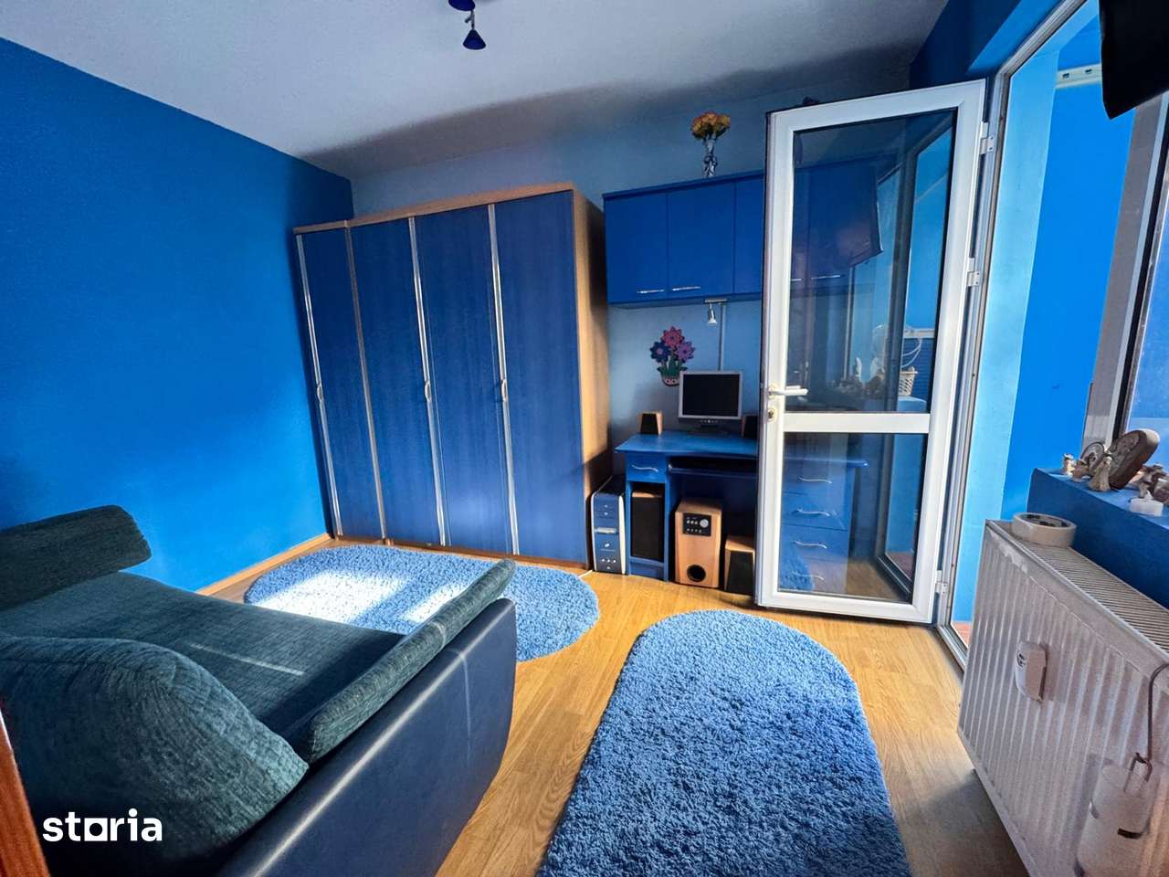 280 de euro, aproape de Insula de Agrement — fotografia 1