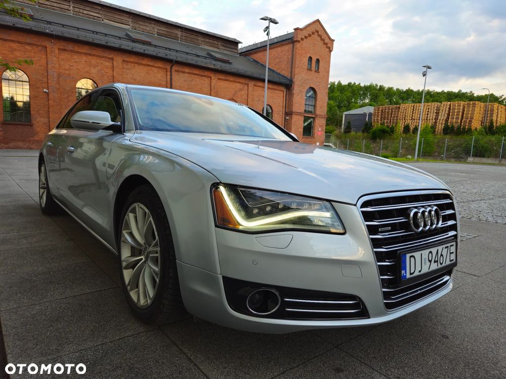 Audi A8 4.2 FSI L Quattro - 4