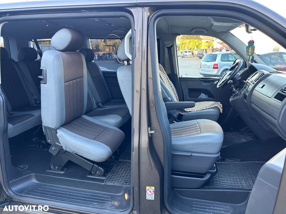 Volkswagen Caravelle - 7