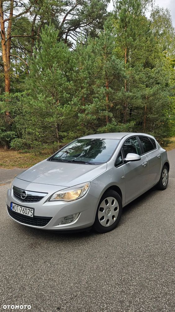 Opel Astra - 2