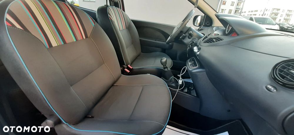 Renault Twingo - 36