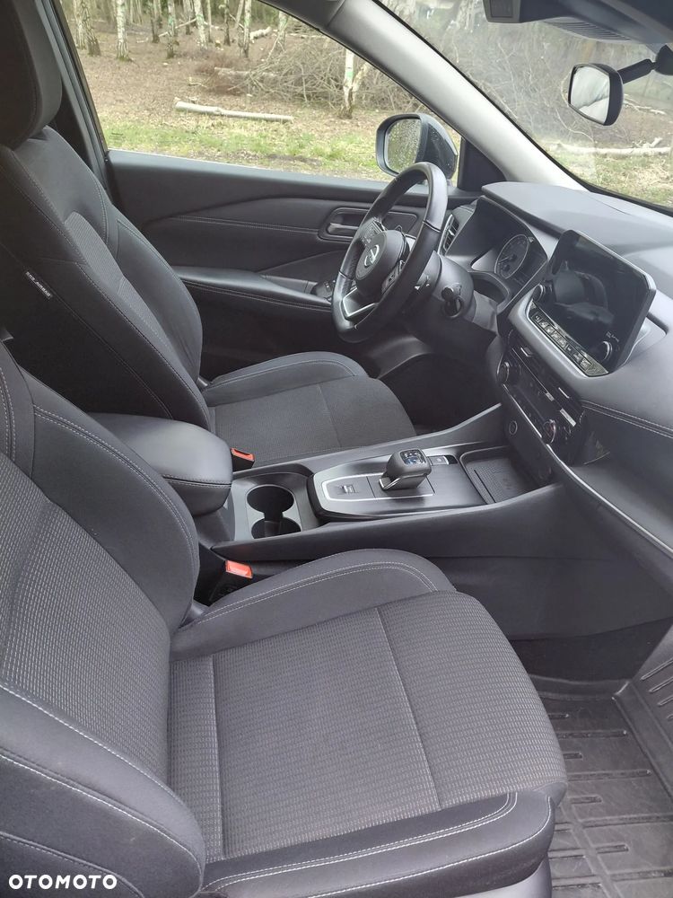 Nissan Qashqai 1.3 DIG-T N-Connecta DCT - 8