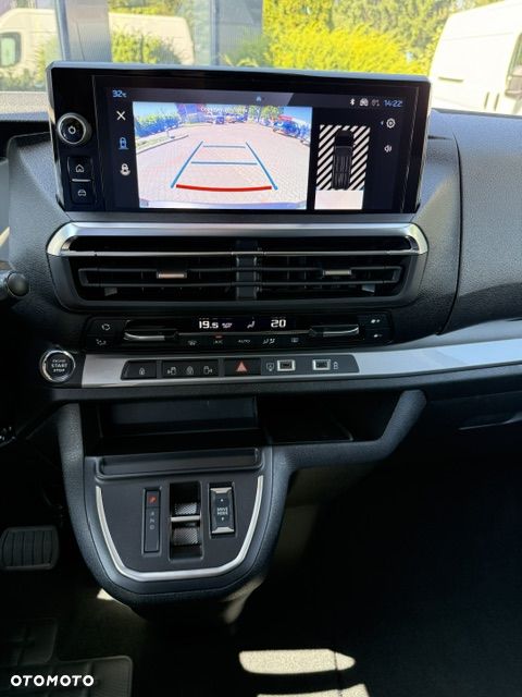 Peugeot Traveller 2.0 BlueHDi Long Business EAT8 - 22