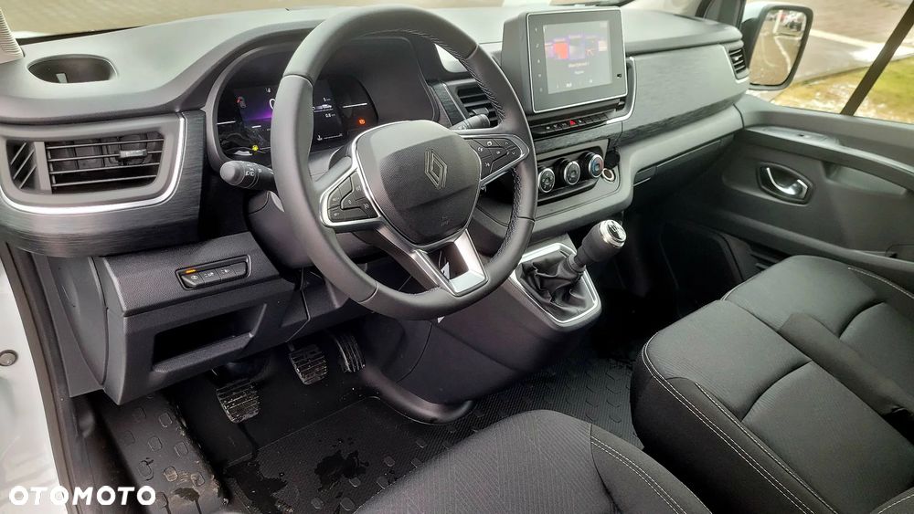 Renault Trafic - 11