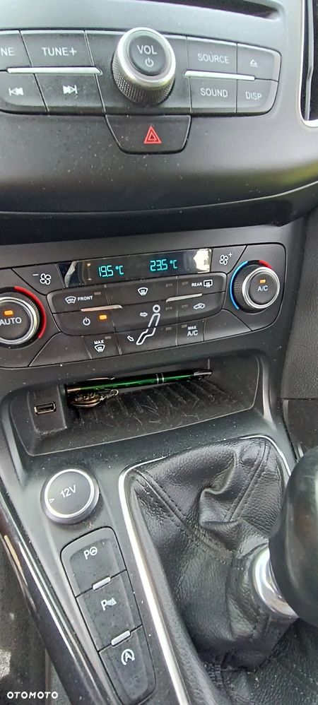Ford Focus 2.0 TDCi Titanium ASS - 15