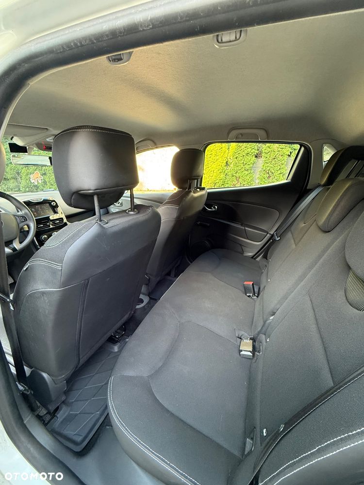 Renault Clio - 8