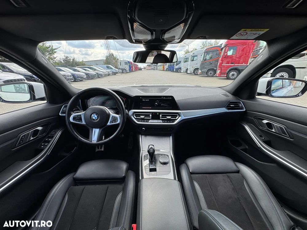 BMW Seria 3 318d Touring Aut. M Sport - 12