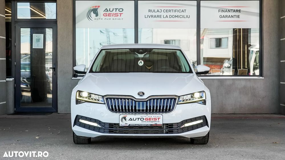 Skoda Superb 2.0 TDI DSG Ambition - 10