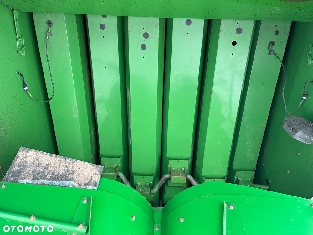 John Deere 2066 HillMaster - 10