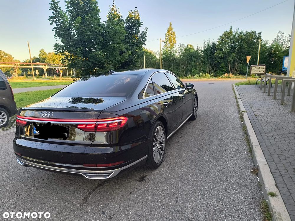 Audi A8 - 5