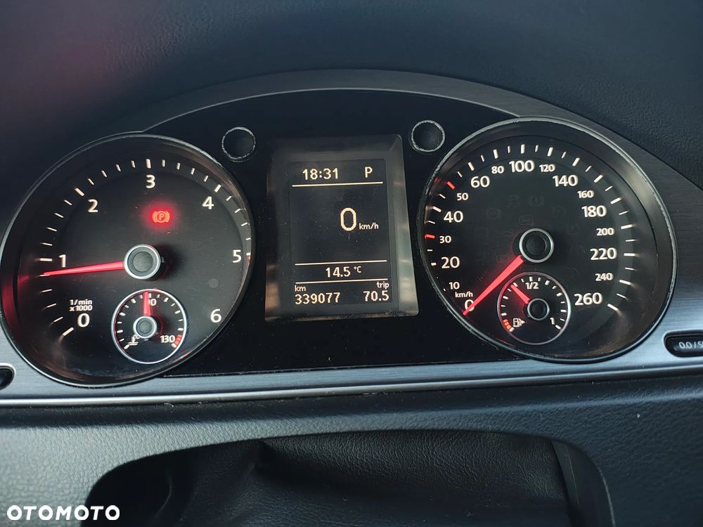 Volkswagen Passat - 23