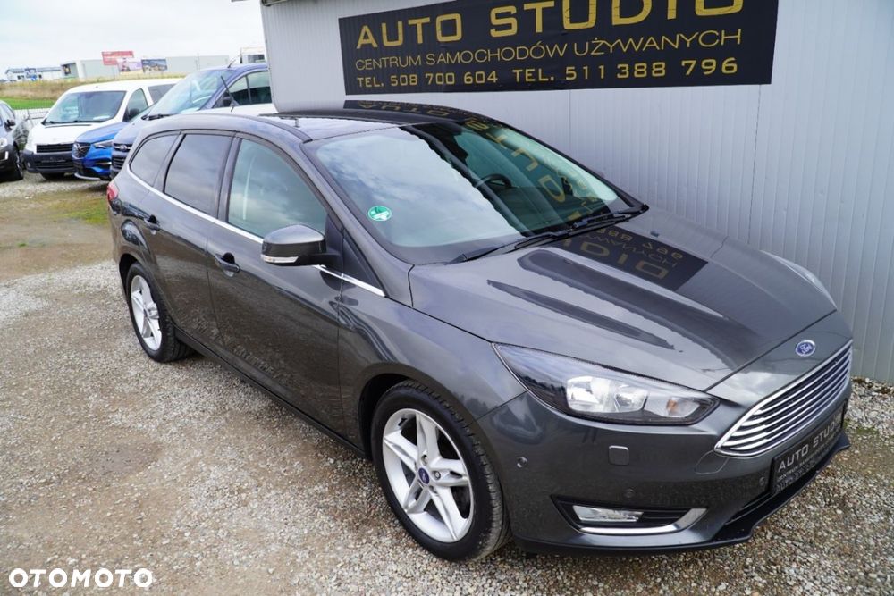 Ford Focus - 37