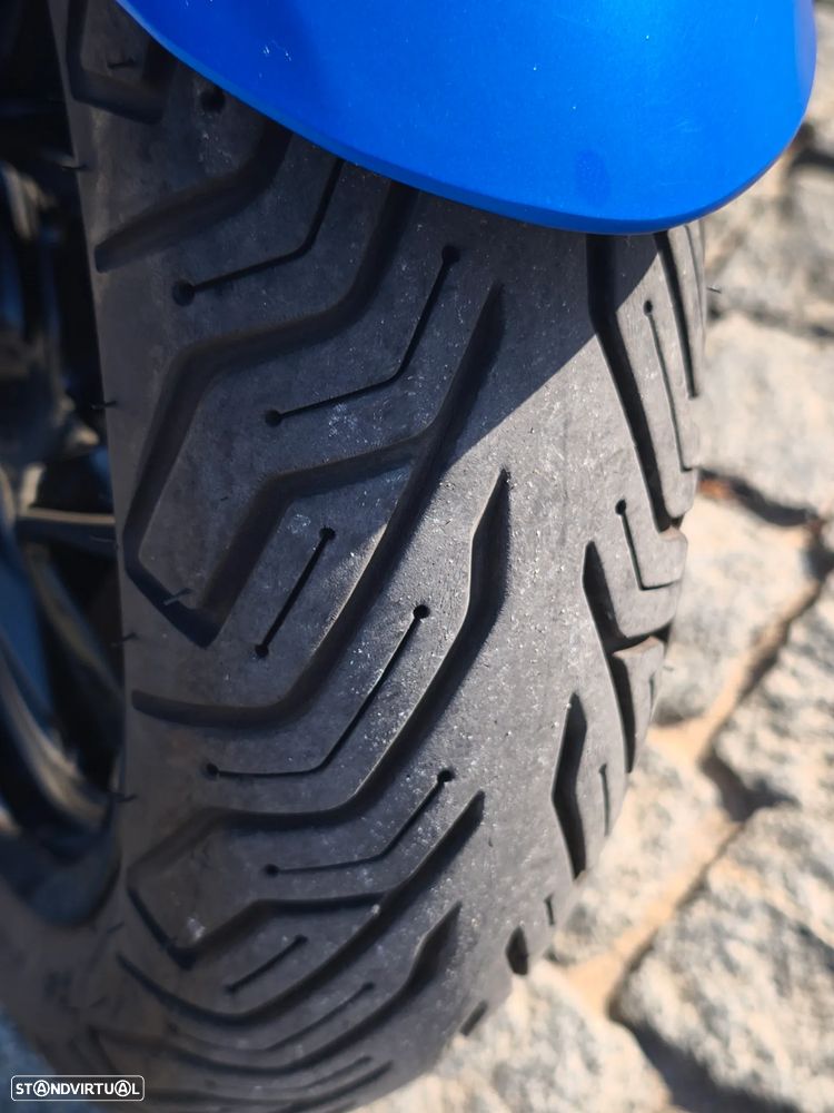 Sym JOYMAX Z - 11