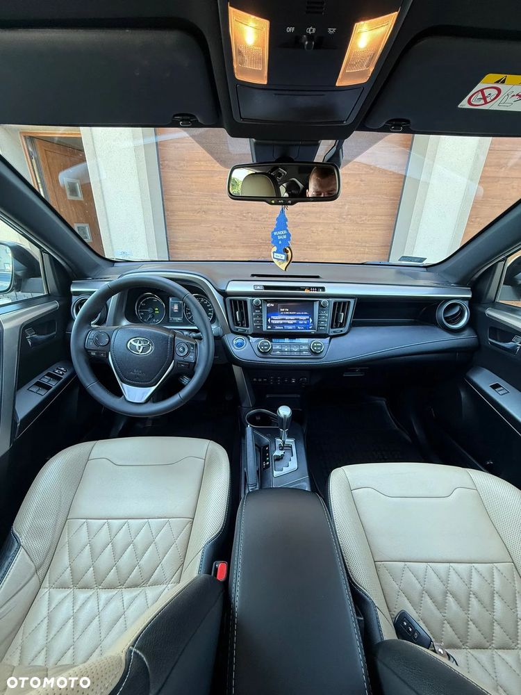 Toyota RAV4 Hybrid Selection 4x4 - 20