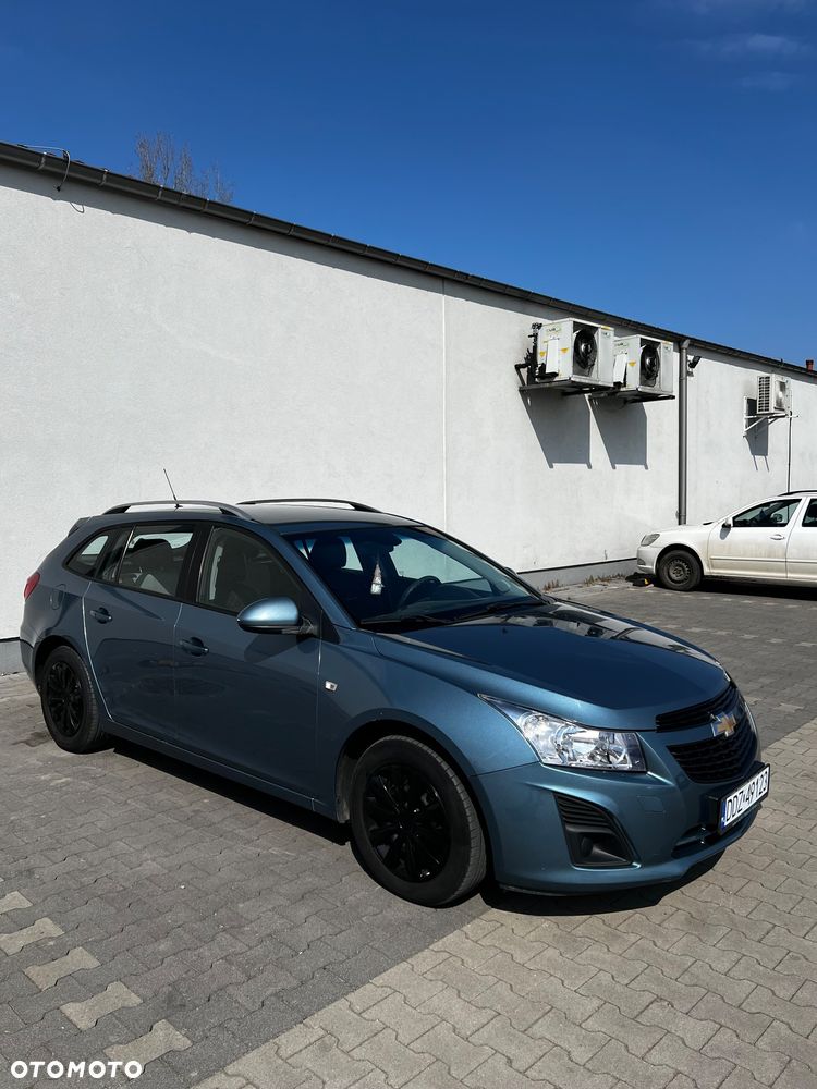Chevrolet Cruze 1.6 LS - 3