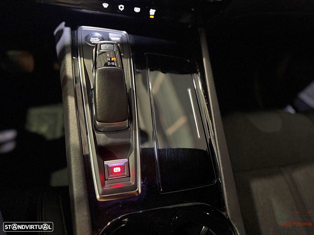 Peugeot 508 SW 1.6 Hybrid Allure e-EAT8 - 28