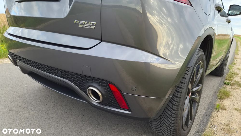 Jaguar E-Pace - 21