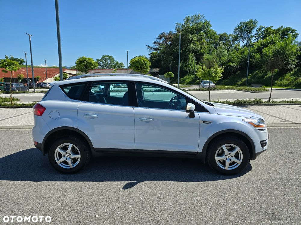 Ford Kuga 2.0 TDCi 4x4 Titanium - 26